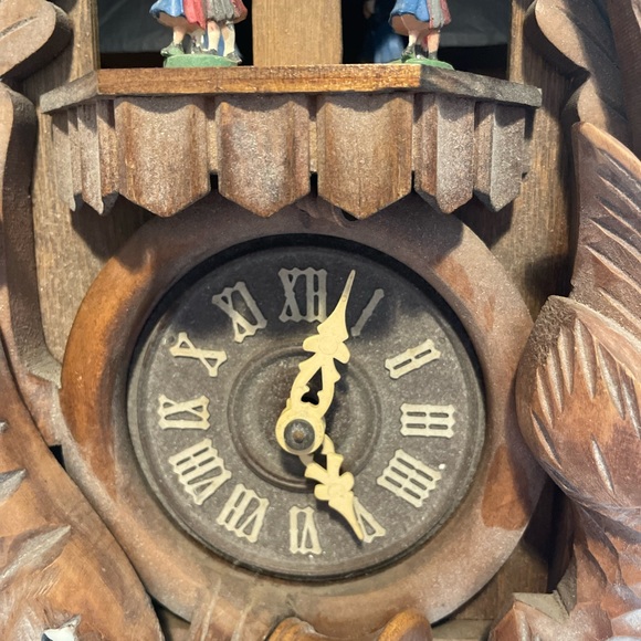 Coo Coo Clock Handmade in Germany
Black Forest original
dancing children - Picture 8 of 8